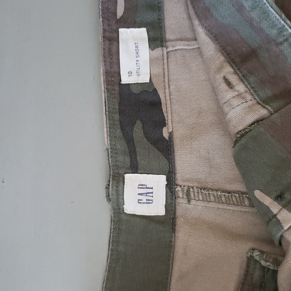 GAP button fly super high waisted camo utility shorts - Picture 8 of 10